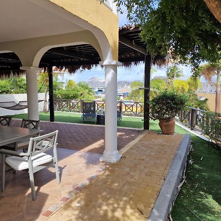 Luxury Appt For 6: Mesmerizing Spanish Water View Jan Thiel Exteriör bild