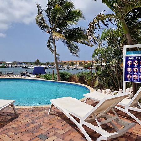 Luxury Appt For 6: Mesmerizing Spanish Water View Jan Thiel Exteriör bild