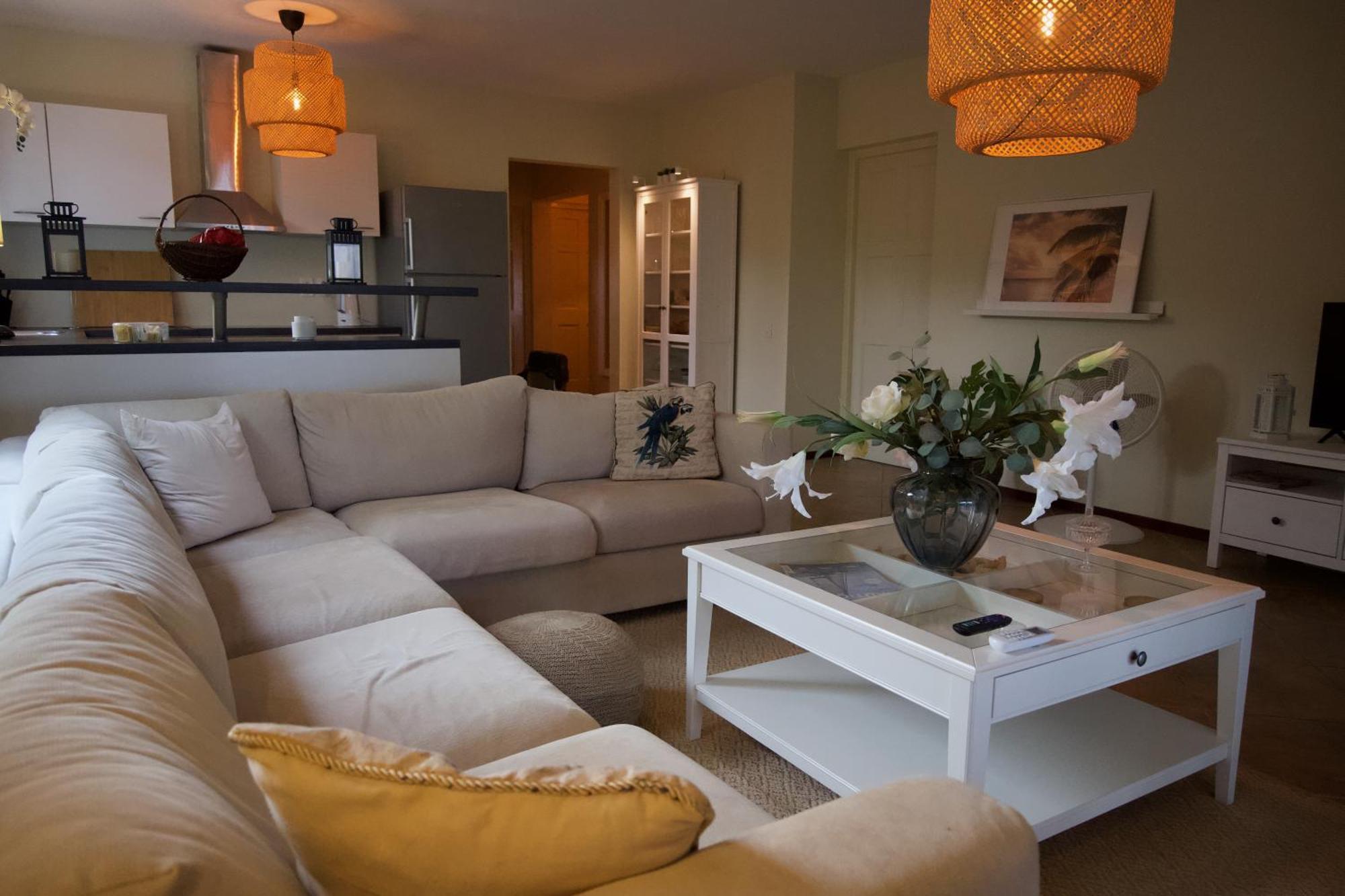 Luxury Appt For 6: Mesmerizing Spanish Water View Jan Thiel Exteriör bild